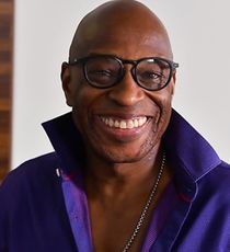 Mike Chapman, 68 лет, США Mike Chapman, 68 лет,